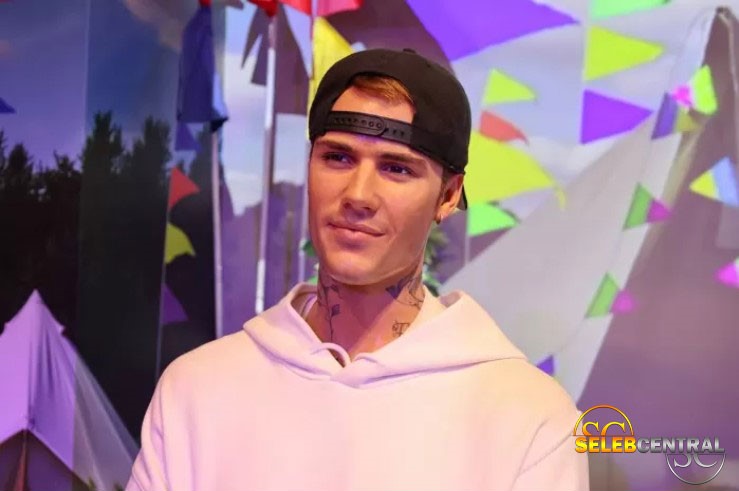 Justin Bieber Dari Bintang YouTube ke Superstar Dunia